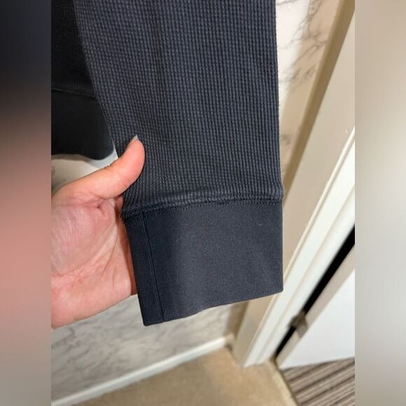 Timberland Men’s Waffle Knit Long Sleeve Black Top Size S - Picture 3 of 7